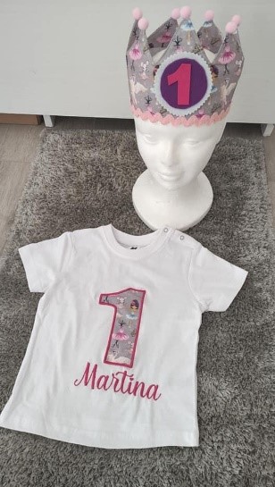 Pack de Camiseta y Corona - Imagen 2